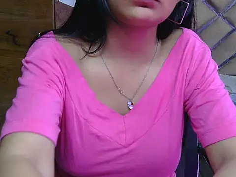 sweet riyaaa online show from May 11, 4:04 pm