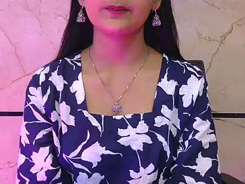 sweet riyaaa online show from March 5, 5:37 am