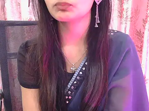 Snapshot of sweet_riyaaa chatting on February 1, 5:17 am sweet riyaaa online show from February 1, 5:17 am