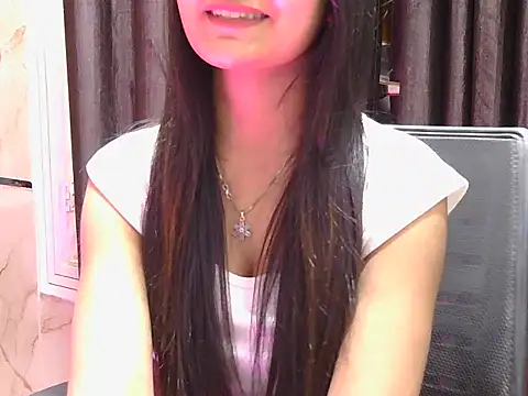 Snapshot of sweet_riyaaa chatting on February 17, 5:38 am sweet riyaaa online show from February 17, 5:38 am