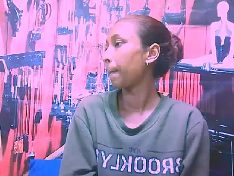 IndianSexyButt online show from January 10, 6:31 am