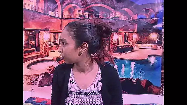 IndianSexyButt online show from April 1, 5:31 am