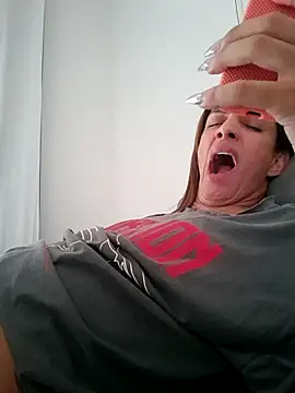 Snapshot of ofjuliaa chatting on January 13, 9:08 pm ofjuliaa online show from January 13, 9:08 pm