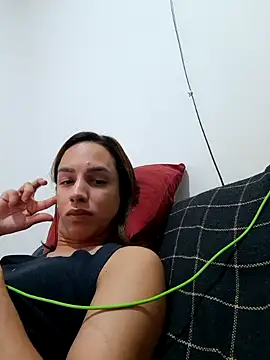 ofjuliaa online show from March 10, 4:49 am