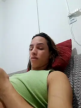 ofjuliaa online show from March 7, 1:45 am