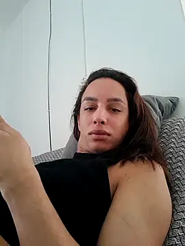 ofjuliaa online show from May 29, 5:52 pm