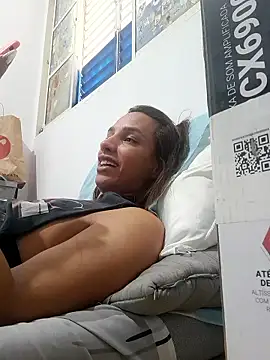 Snapshot of ofjuliaa chatting on January 12, 5:42 pm ofjuliaa online show from January 12, 5:42 pm