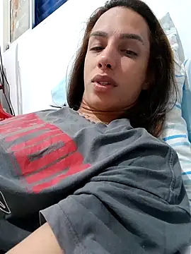 Snapshot of ofjuliaa chatting on January 13, 7:12 am ofjuliaa online show from January 13, 7:12 am