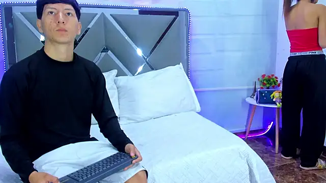 BunnyLove  online show from April 14, 12:04 am