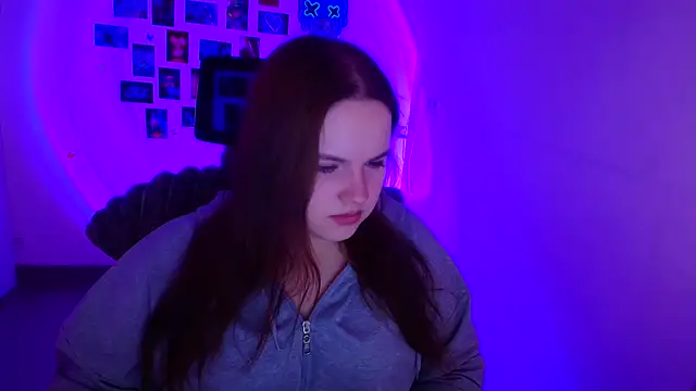 Kitty Mia Kitty online show from February 22, 6:38 am