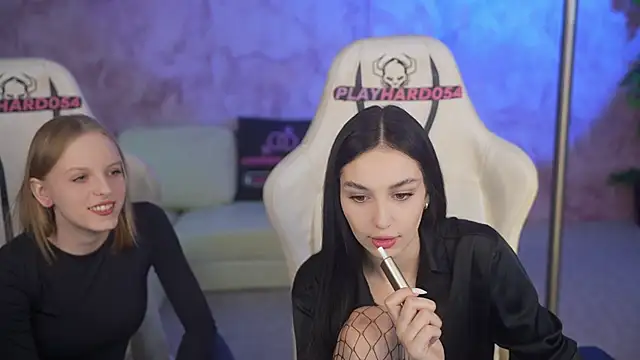 Snapshot of Mila_Rose054 chatting on February 21, 11:34 am Mila Rose054 online show from February 21, 11:34 am