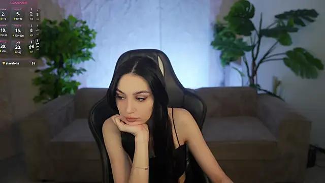 Mila Rose054 online show from May 13, 3:02 am
