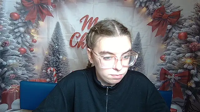 MaryCholls online show from January 8, 12:33 pm