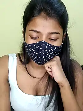 trinasa online show from March 7, 9:42 pm