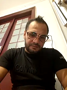 julian-112 online show from January 9, 10:28 pm