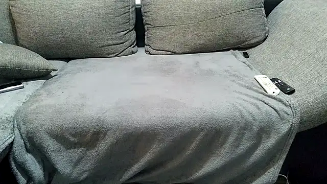 Moh 197 online show from March 28, 6:31 pm