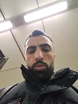 Moh 197 online show from March 6, 11:33 pm