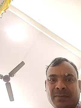 piryasharma005 online show from January 8, 1:50 pm