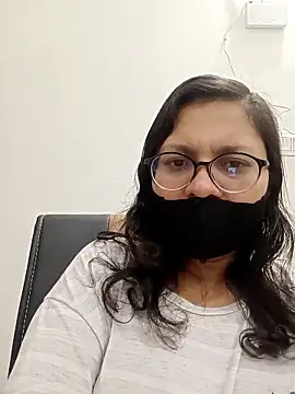 piryasharma005 online show from February 26, 7:25 pm