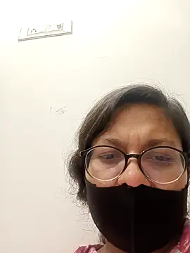 piryasharma005 online show from March 1, 1:55 pm