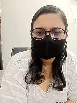 piryasharma005 online show from February 8, 8:01 am