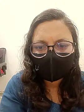 piryasharma005 online show from January 7, 12:21 pm