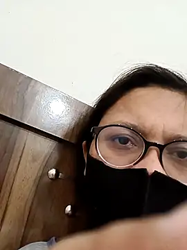 piryasharma005 online show from March 4, 10:12 am