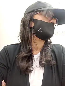 piryasharma005 online show from February 10, 6:29 pm