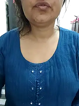 piryasharma005 online show from March 10, 6:01 pm