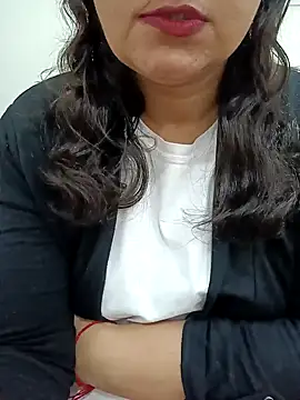 piryasharma005 online show from February 1, 5:11 pm