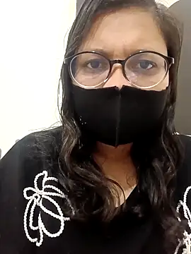 piryasharma005 online show from February 23, 7:31 am