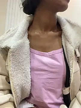 NOTTY MEERA online show from January 15, 10:35 pm