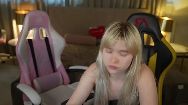 Orly flame online show from June 2, 3:23 pm