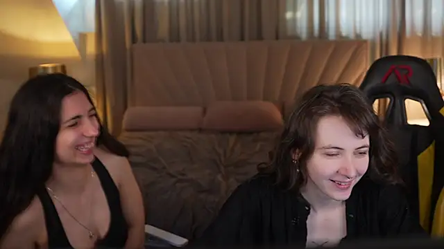 Orly flame online show from March 29, 2:30 pm