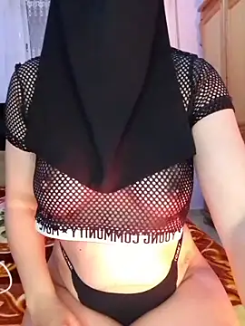 Snapshot of Rranocha chatting on February 4, 1:44 am Rranocha online show from February 4, 1:44 am