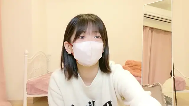 Snapshot of yuruchan_ chatting on March 1, 3:56 pm yuruchan online show from March 1, 3:56 pm