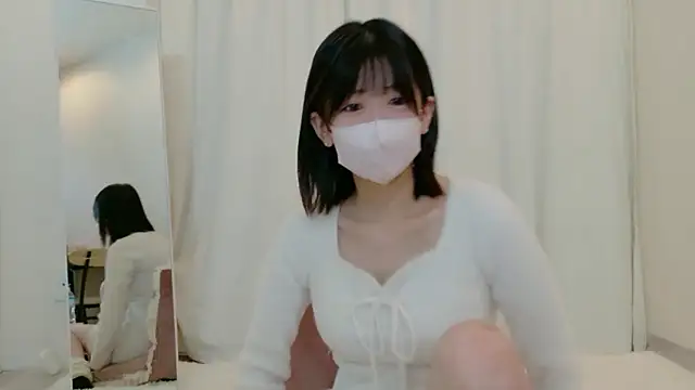 Snapshot of yuruchan_ chatting on February 14, 2:28 pm yuruchan online show from February 14, 2:28 pm