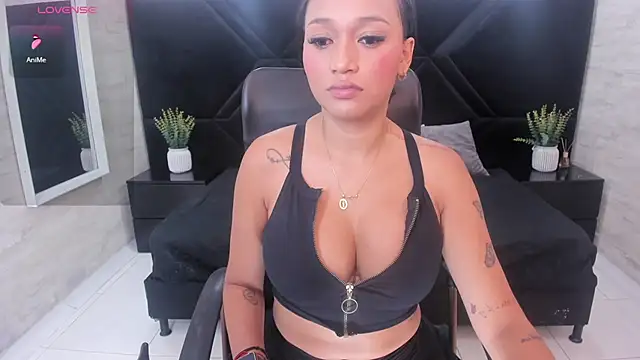 Snapshot of HannaSteyl chatting on February 24, 11:33 am HannaSteyl online show from February 24, 11:33 am