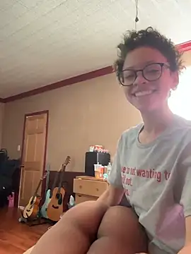 Tamiii420 online show from February 6, 4:03 pm