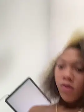 Tamiii420 online show from February 24, 6:20 pm