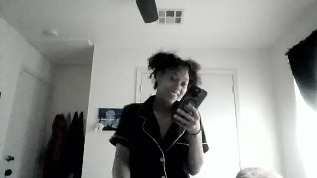 Tamiii420 online show from April 25, 2:14 pm
