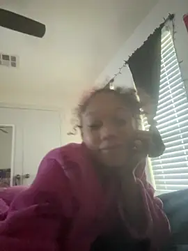 Tamiii420 online show from April 4, 1:28 pm