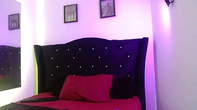 Angel adrien online show from April 7, 12:40 pm