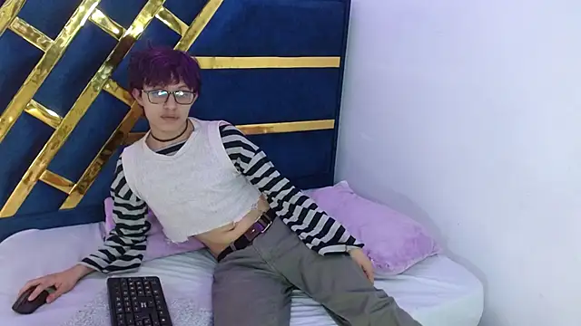 Angel adrien online show from January 8, 12:44 pm