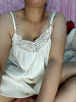 linhha23 online show from February 17, 5:10 pm