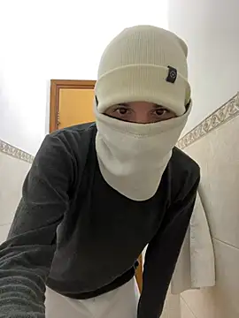 petiteyanel online show from January 10, 7:09 pm