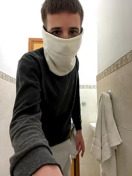 Snapshot of petiteyanel chatting on January 16, 11:42 pm petiteyanel online show from January 16, 11:42 pm