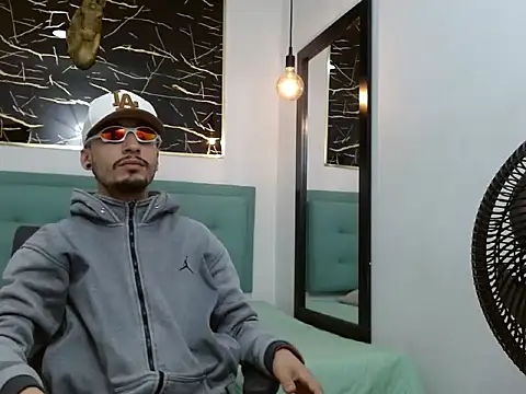 Juan-Jose69 online show from February 5, 4:08 am