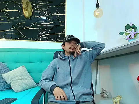 Juan-Jose69 online show from January 9, 3:35 am