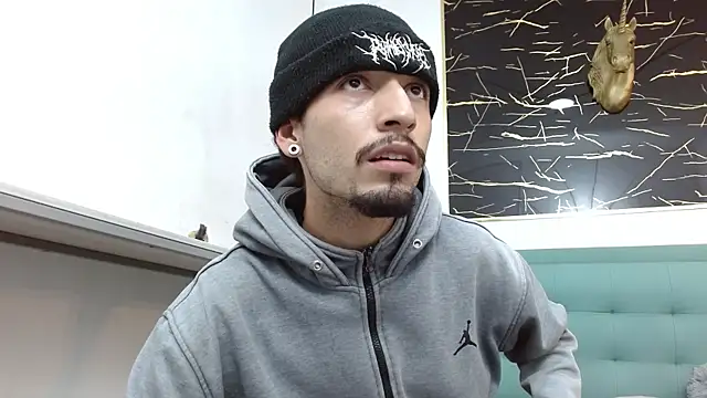 Juan-Jose69 online show from January 11, 3:35 am